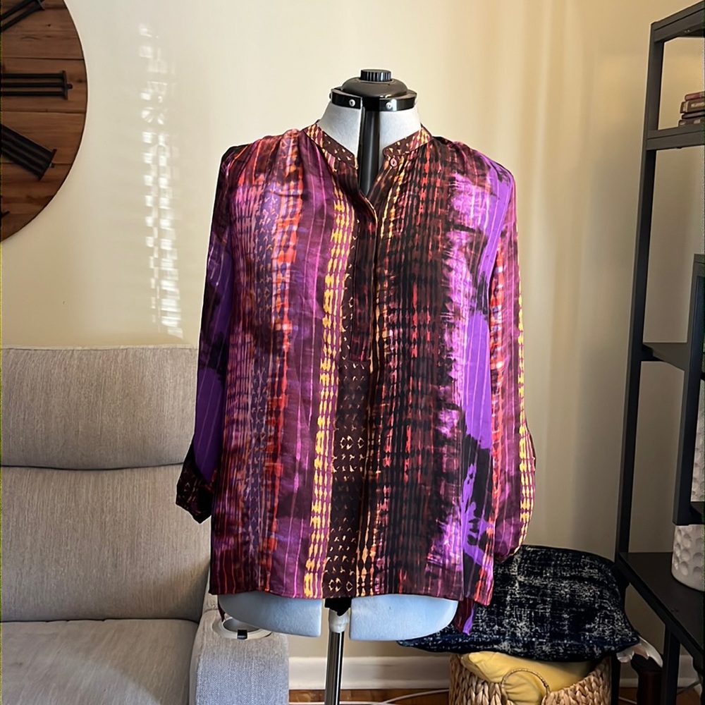 Women’s blouse size XL